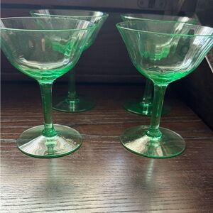 Vintage Set of 4 Green Depression Uranium Glass Cocktail Martini Glass
